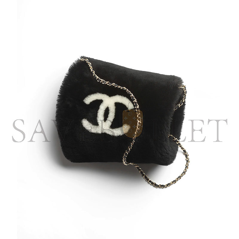 CHANEL MUFF AAB314 (25*23cm)